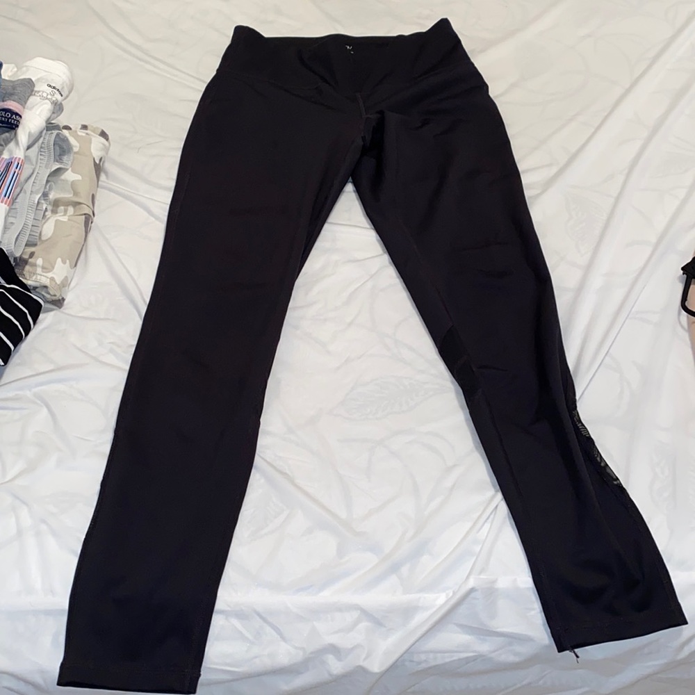 ideology leggings